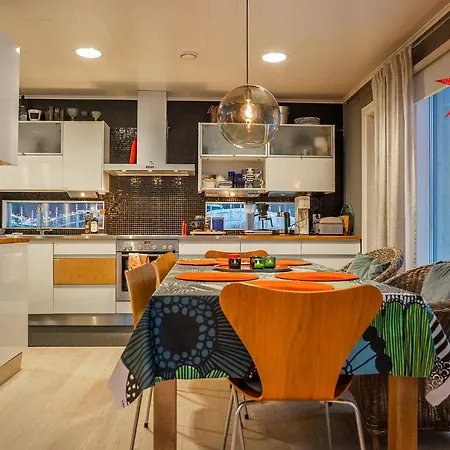 Villa Arctic River *