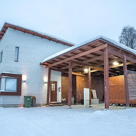 Villa Arctic River